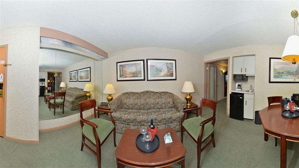 Holiday Inn Wilkes Barre - East Mountain By Ihg Exterior photo