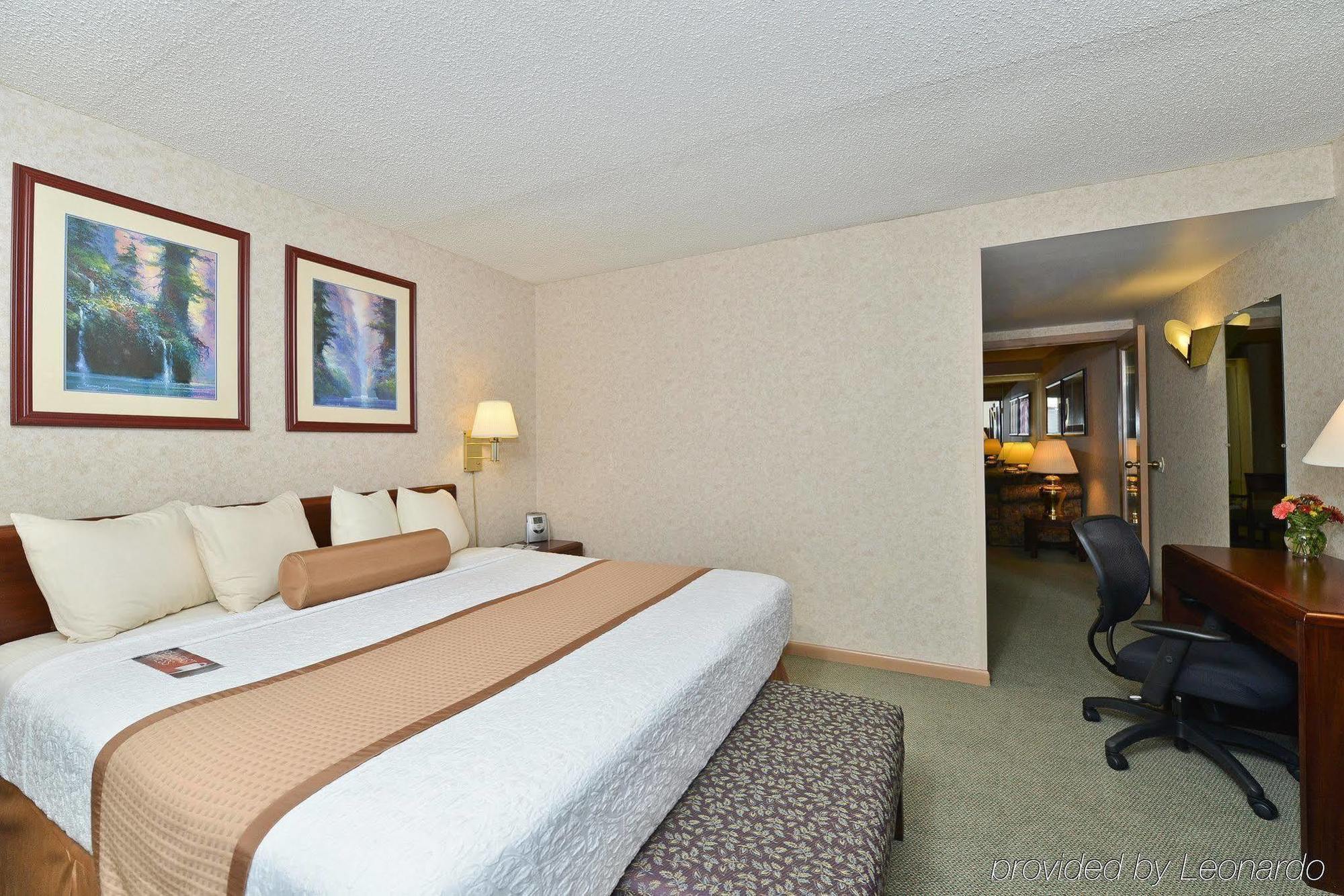 Holiday Inn Wilkes Barre - East Mountain By Ihg Exterior photo